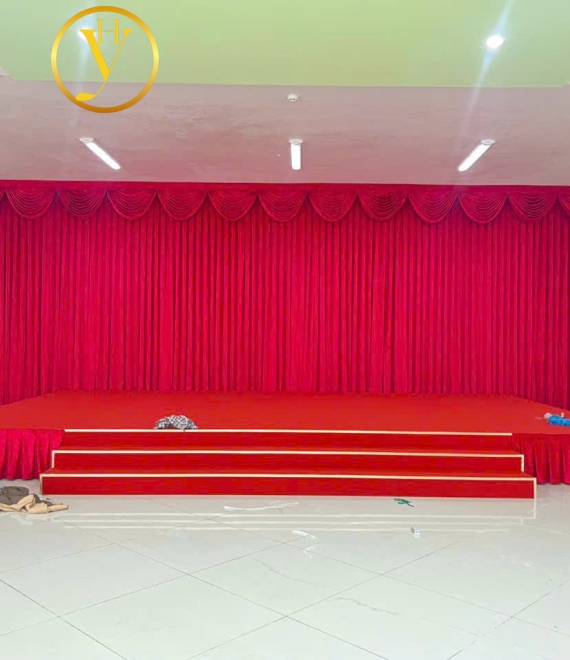 RÈM HỘI TRƯỜNG